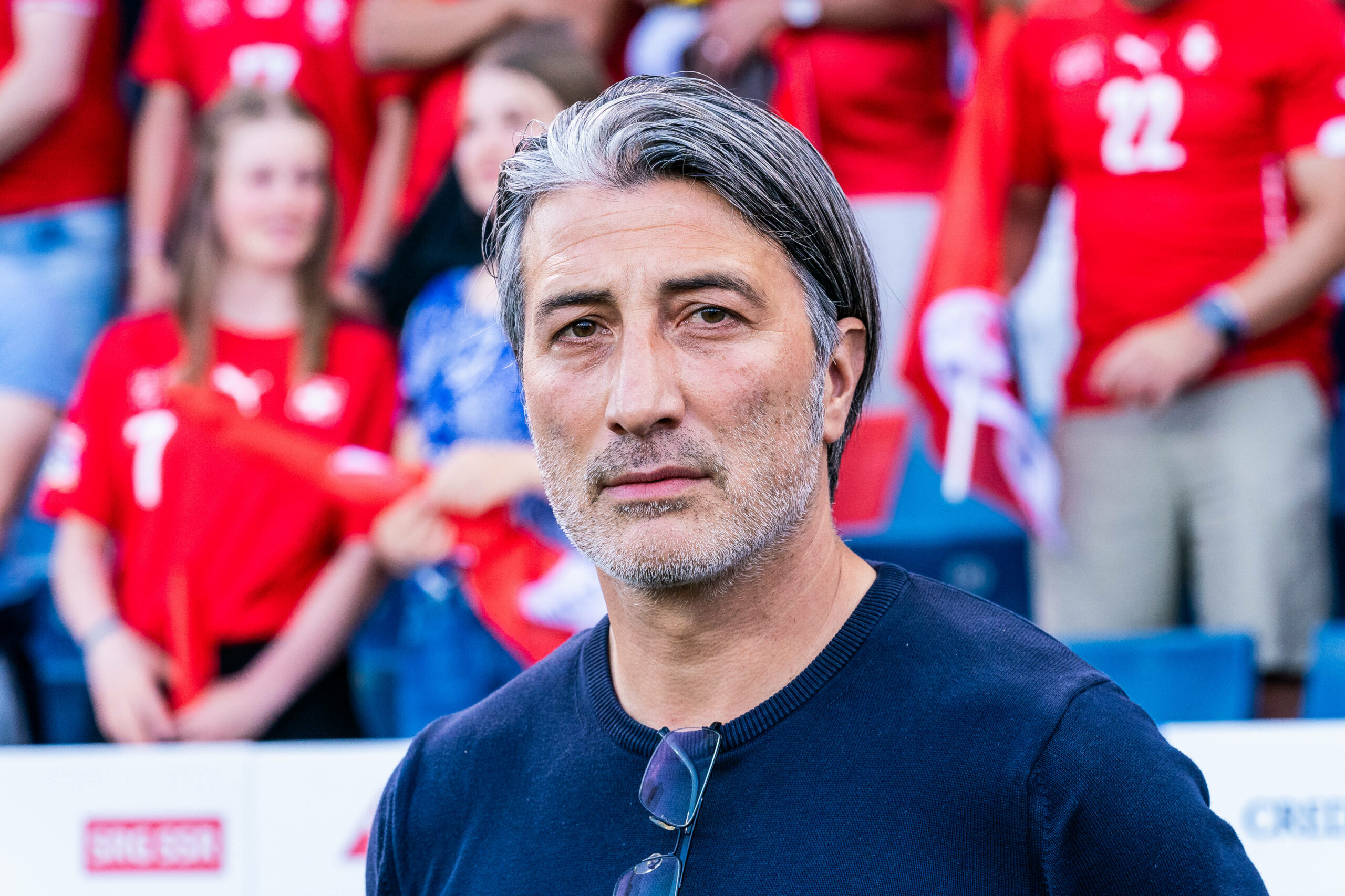 Schweiz-Trainer Murat Yakin beim Spiel gegen Rumänien