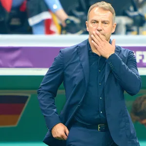 Hansi Flick bei der WM 2022 im Spiel gegen Costa Rica