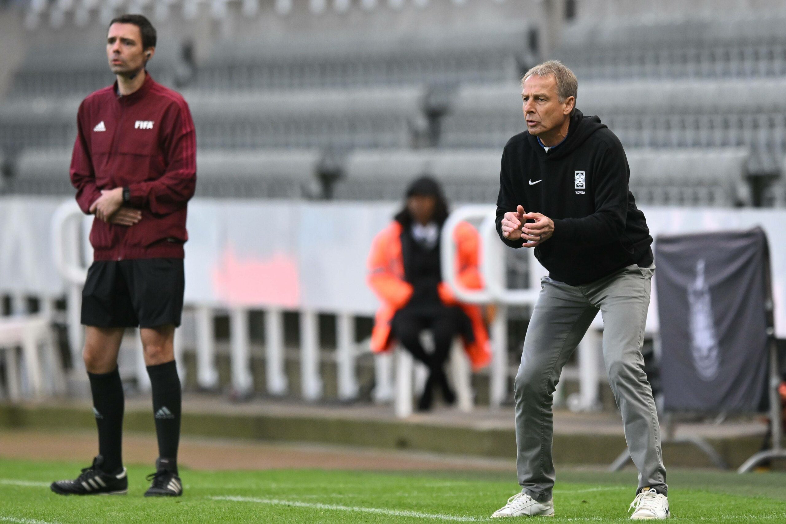 Jürgen Klinsmann am Spielfeldrand