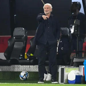 DFB-Interimstrainer Rudi Völler beim Spiel gegen Frankreich