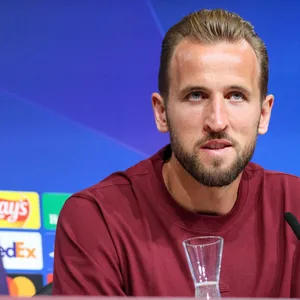 Harry Kane (FC Bayern München) bei Pressekonferenz