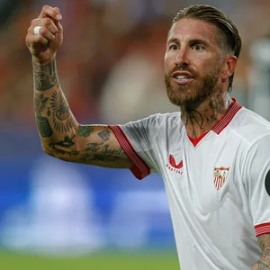 Sergio Ramos gestikuliert wütend