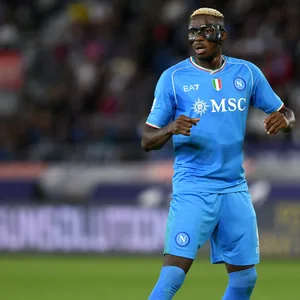 Victor Osimhen auf dem Fußballfeld