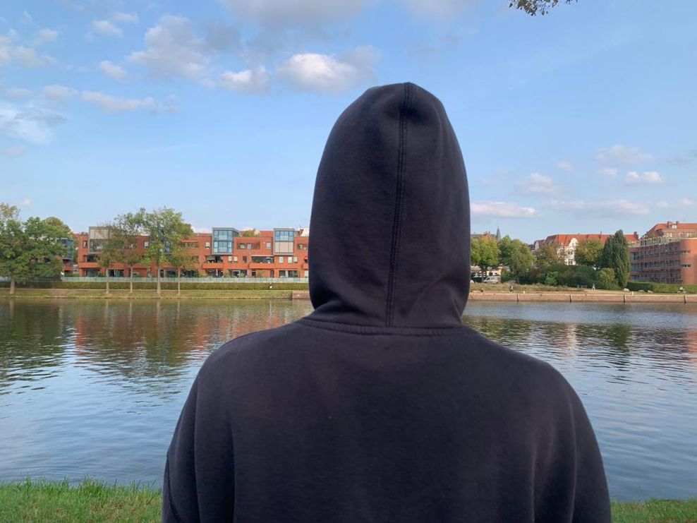 „Wenn es einem schlecht geht, sollte man auf keinen Fall kiffen, das kann sich dadurch teilweise verschlimmern.“, Marie (18).