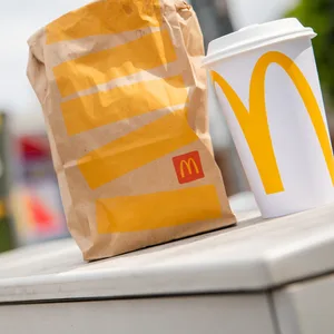 Verpackungsmüll von „McDonald's“ (Symbolbild).
