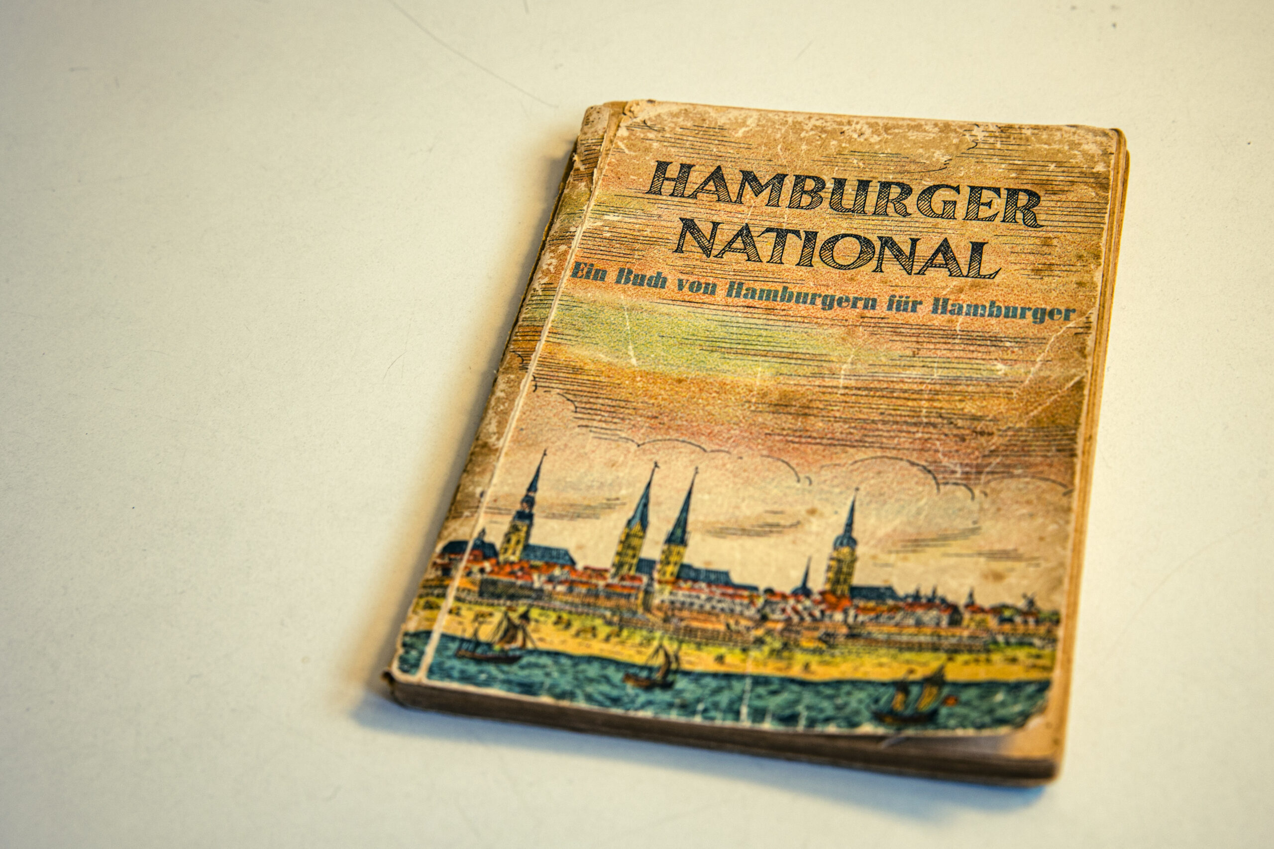Das kleine Hamburg-Buch zur „Kriegsweihnacht 1940“ mit der Einleitung von Hamburgs Nazi-Gauleiter Karl Kaufmann