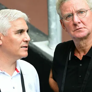 Bernd von Geldern (r.) mit St. Pauli-Sportchef Andreas Bornemann