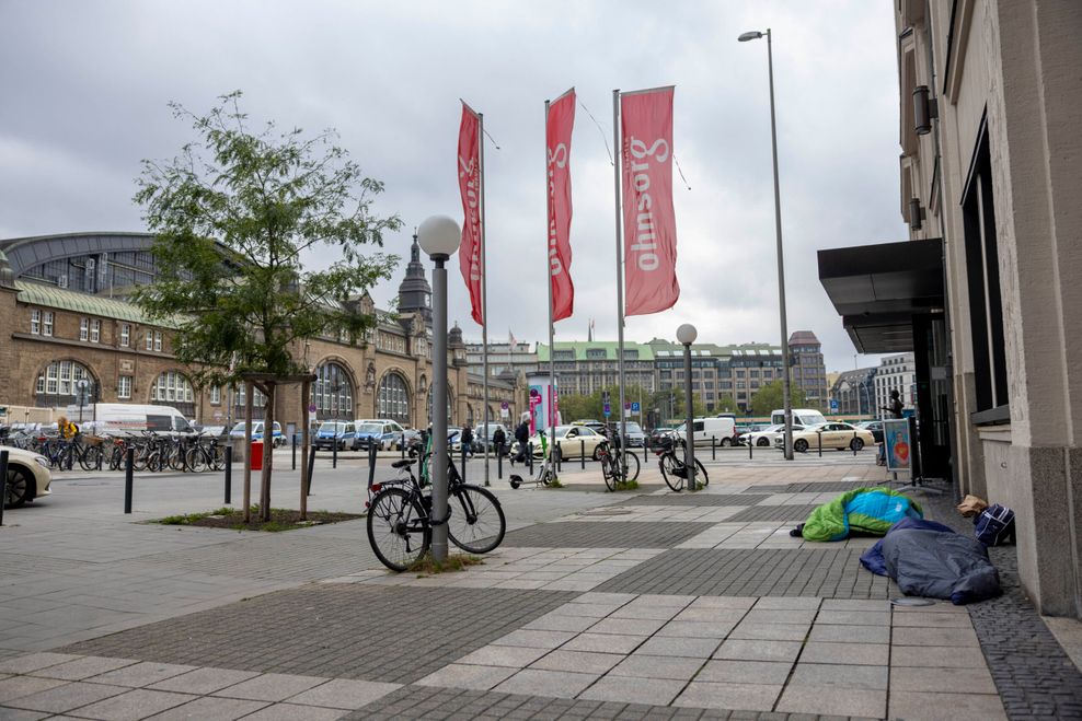 Vor dem Ohnsorg-Theater lagern häufig Obdachlose.