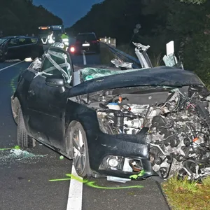 Ein am Unfall beteiligter Audi.