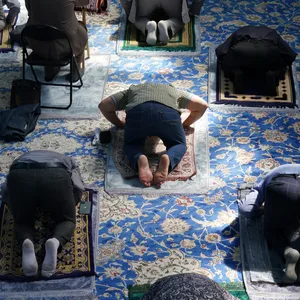 Betende Muslime: Die Hamas hat Muslime weltweit nach dem Freitagsgebet zu Angriffen auf jüdische Einrichtungen aufgerufen.