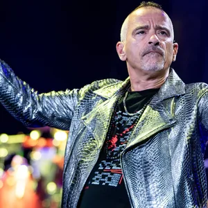 Der italienische Sänger Eros Ramazzotti gibt in der Hanns-Martin-Schleyer-Halle ein Konzert.