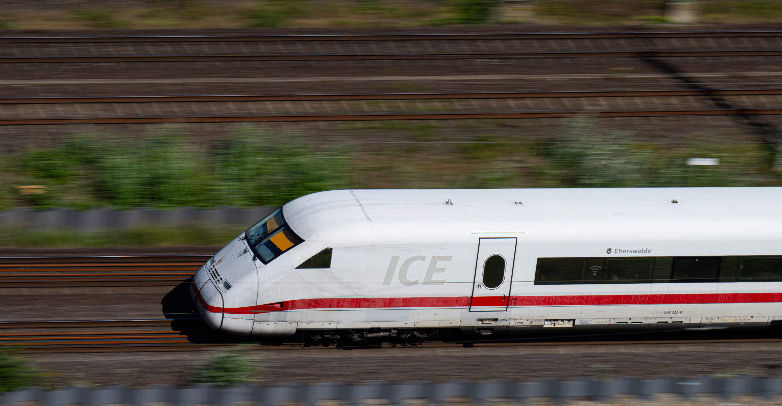Ein ICE der Deutschen Bahn (Symbolbild)