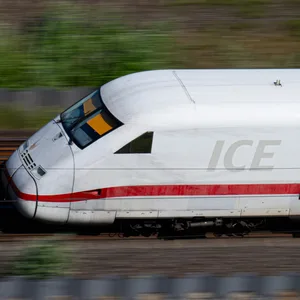 Ein ICE der Deutschen Bahn (Symbolbild)