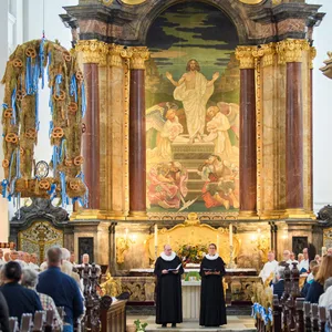 Ende 2020 hat die evangelische Kirche eine große Studie zu sexualisierter Gewalt im Bereich der EKD und Diakonie in Auftrag gegeben. Ergebnisse liegen noch immer nicht vor.