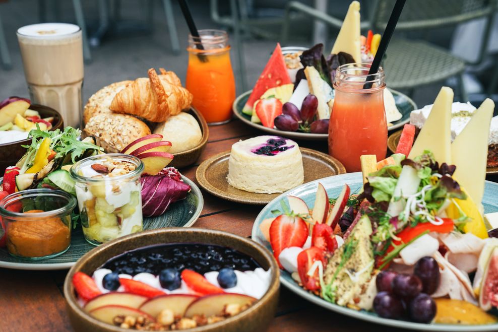 Große Auswahl: das Frühstück im Café „Herzstück“ in Eimsbüttel