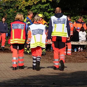 Großeinsatz an schule bei Hamburg wegen Pfefferspray