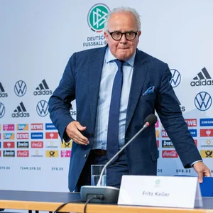 Fritz Keller bei einer DFB-Pressekonferenz