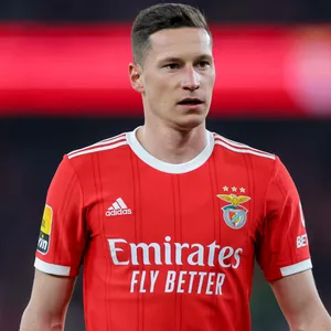 Julian Draxler auf dem Fußballfeld