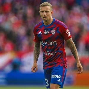 Sonny Kittel im Trikot von Rakow Czestochowa.