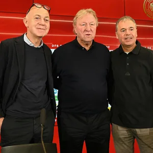 DFB-Präsident Bernd Neuendorf, Horst Hrubesch und DFB-Geschäftsführer Andreas Rettig gaben am Freitagmorgen eine gemeinsame Pressekonferenz.