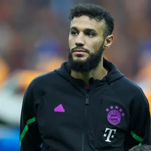 Noussair Mazraoui im Trikot des FC Bayern München