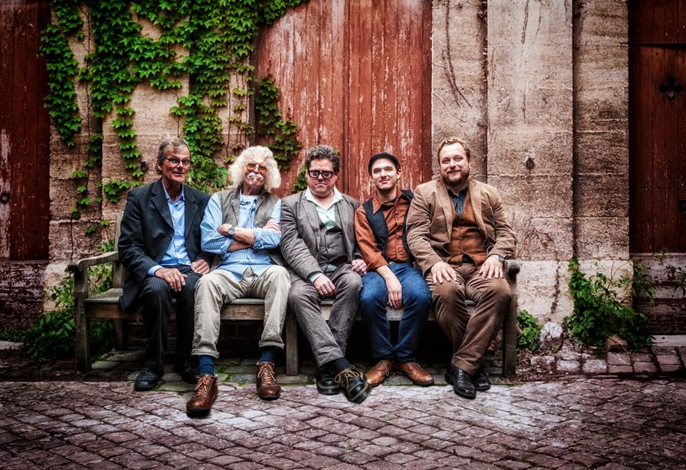 Die fünfköpfige Band Jawbone tritt am Freitagabend im Schloss Bergedorf auf.