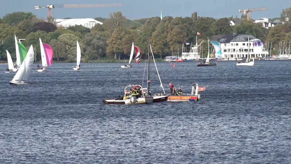Sturmeinsätze in Hamburg – Segelboote auf Alster gekentert