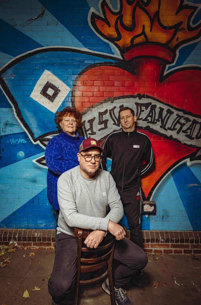 Geneviève Favé, Ole Schmieder und Martin Zajonc vom HSV-Fanprojekt