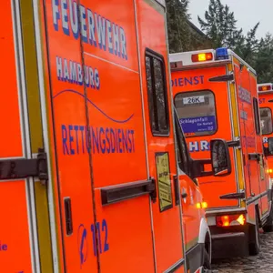 Feuerwehrmänner atmen auf – 10 zusätzliche Rettungswagen in Dienst gestellt