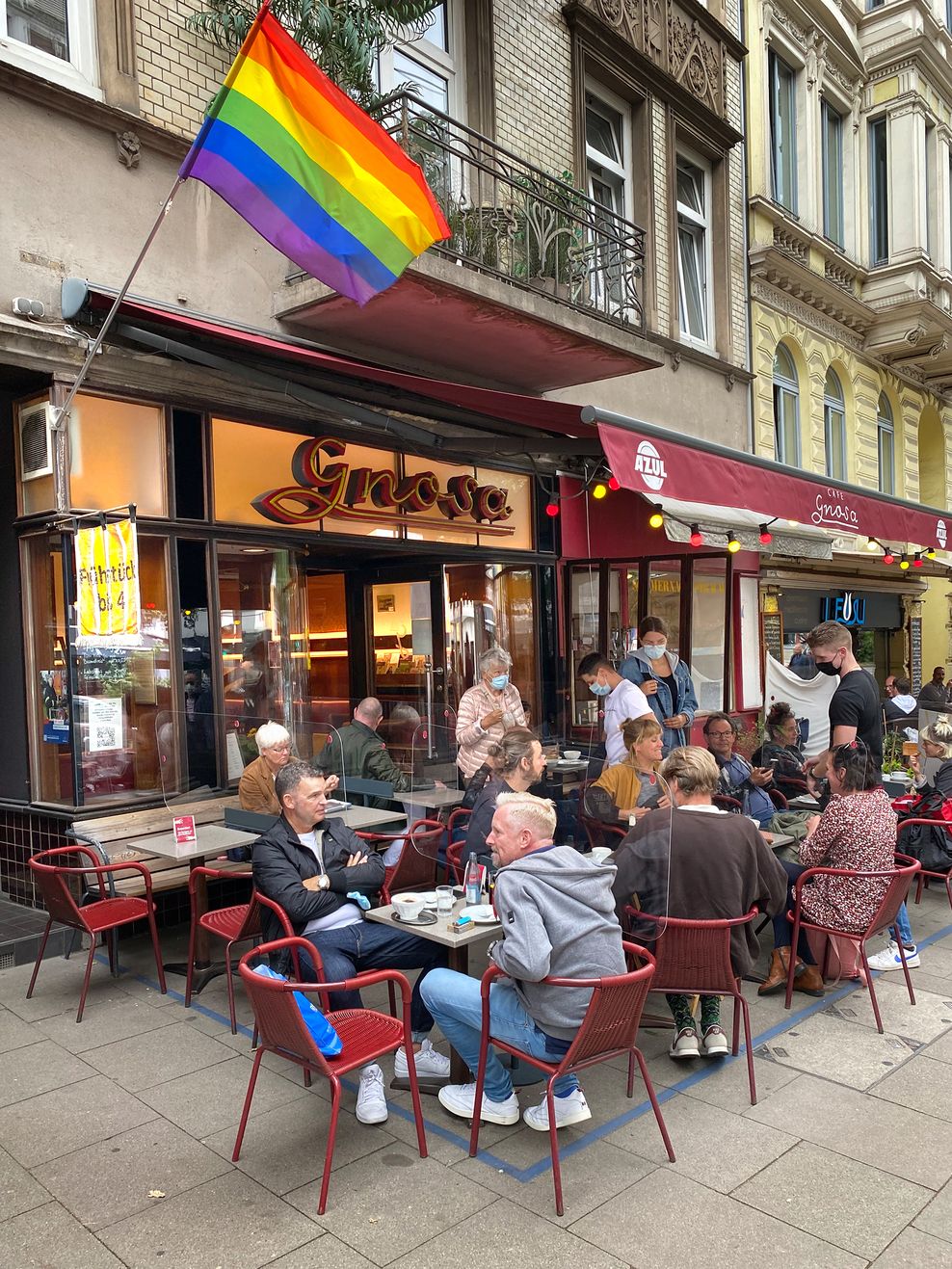 Das Café „Gnosa“ ist ein überregional bekannter schwul-lesbischer Treffpunkt.
