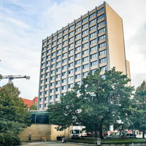 Der Philosophenturm auf dem Hauptcampus der Universität am Von-Melle-Park.