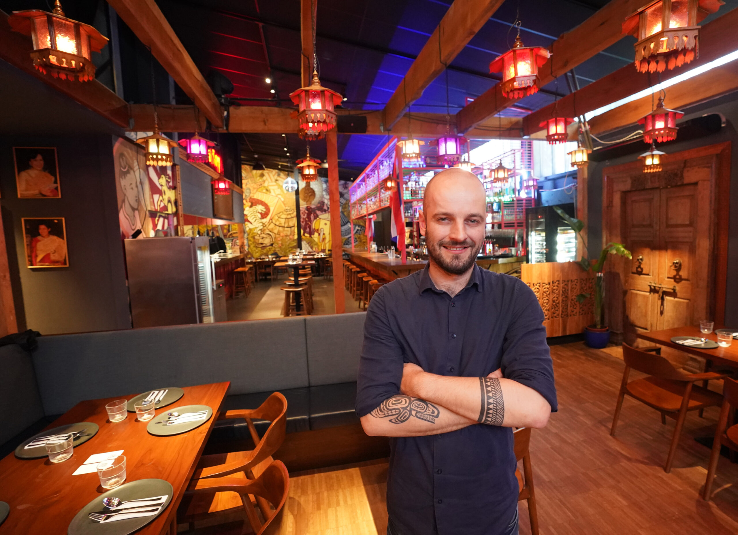 Florian Voß leitet die Thaifood-Bar „Jing Jing“.