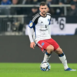 Lukasz Poreba beim Pokalspiel in Bielefeld