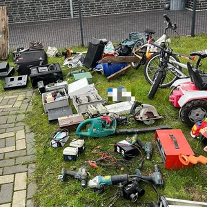 Ein Teil des sichergestellten und mutmaßlichen Diebesguts.