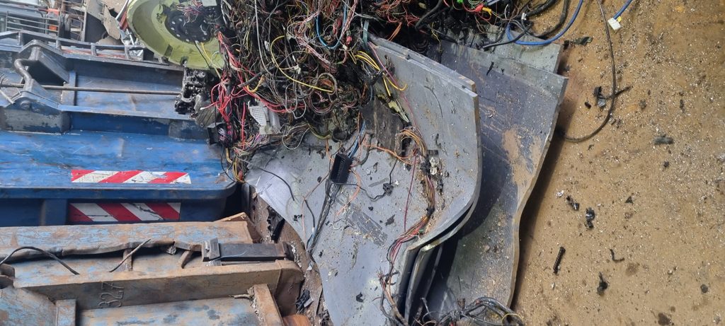 Auch auf Metalle und Kupfer hatten es die Diebe abgesehen.