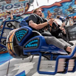Das Fahrgeschäft „Ghost Rider“ ist beim diesjährigen Winterdom das erste Mal dabei.