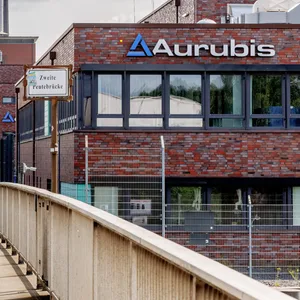 Millionenschaden durch Diebstahl von Edelmetallen bei Aurubis – Anklage gegen fünf Männer