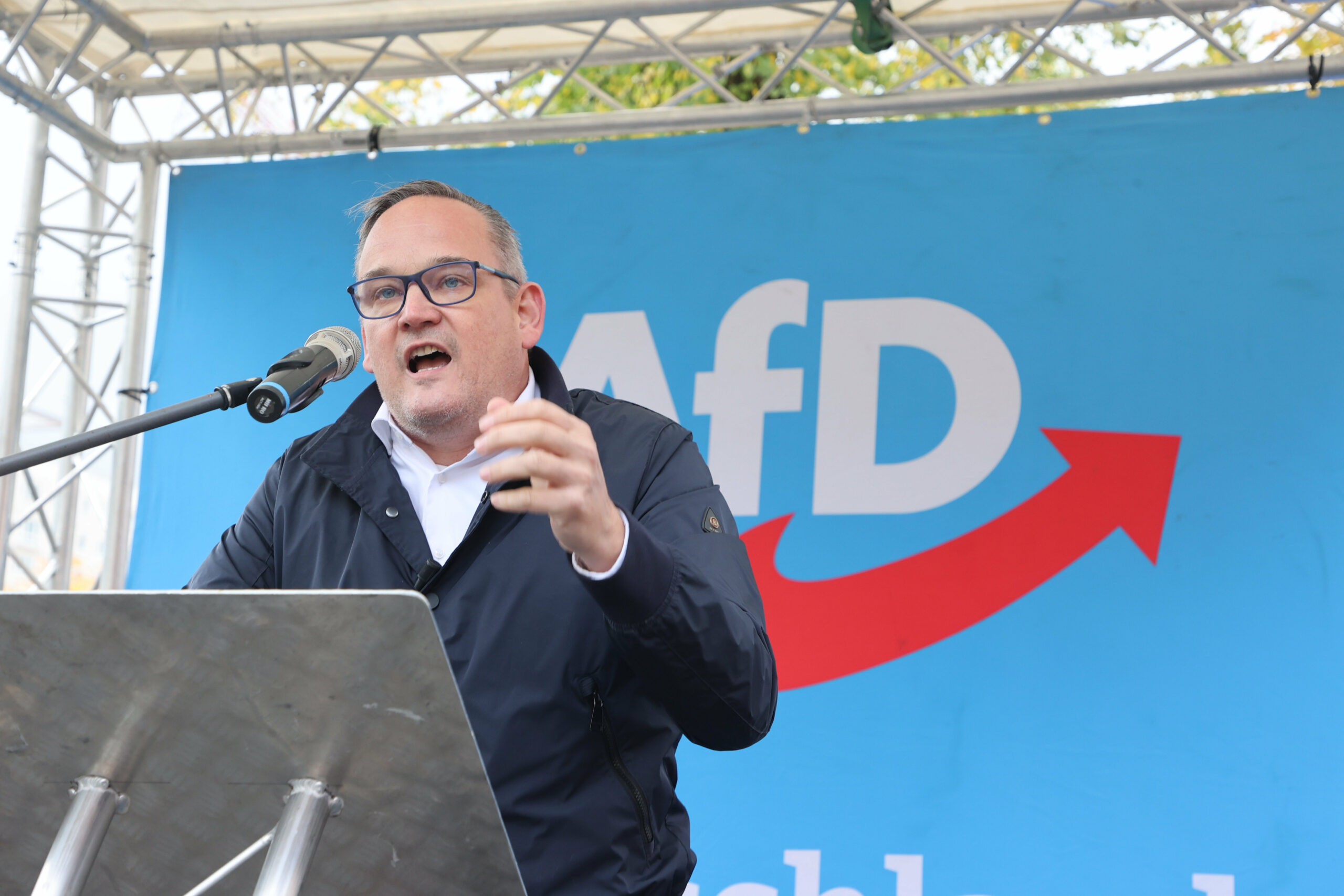 Martin Reichardt ist AfD-Vorsitzender in Sachsen-Anhalt. Sein Landesverband gilt jetzt als „gesichert rechtsextrem“.