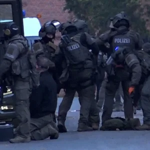 Ein Spezialeinsatzkommando der Polizei ist im Havelland seit Freitag im Einsatz.