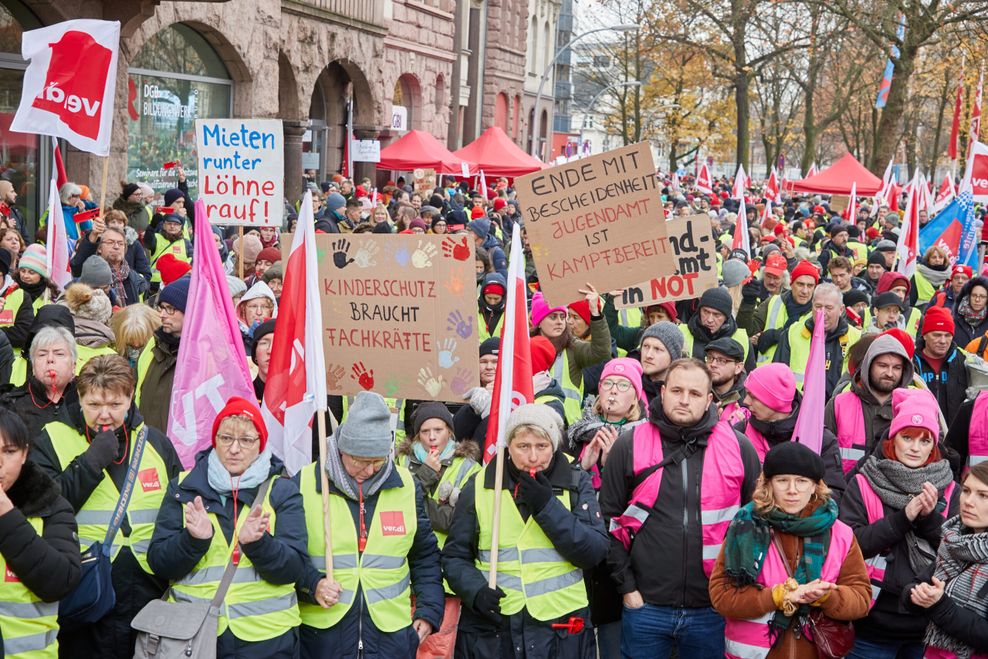 Laut Veranstaltern kamen 7000 Menschen zu der Kundgebung.