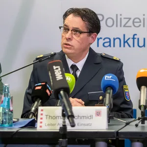 Pressekonferenz in Frankfurt