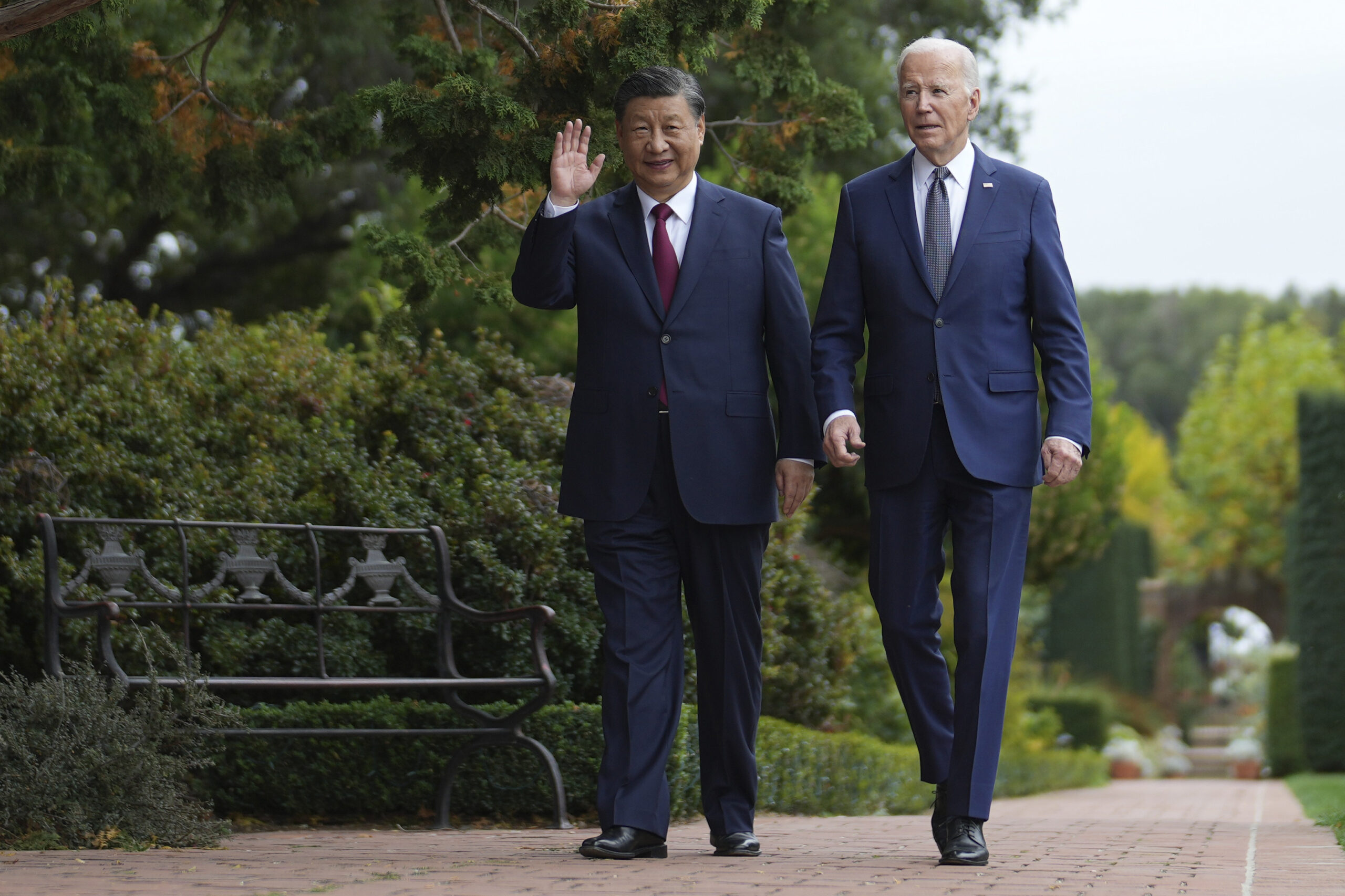 US-Präsident Joe Biden (r.) und Chinas Präsident Xi Jinping bei ihrem Treffen in San Francisco.