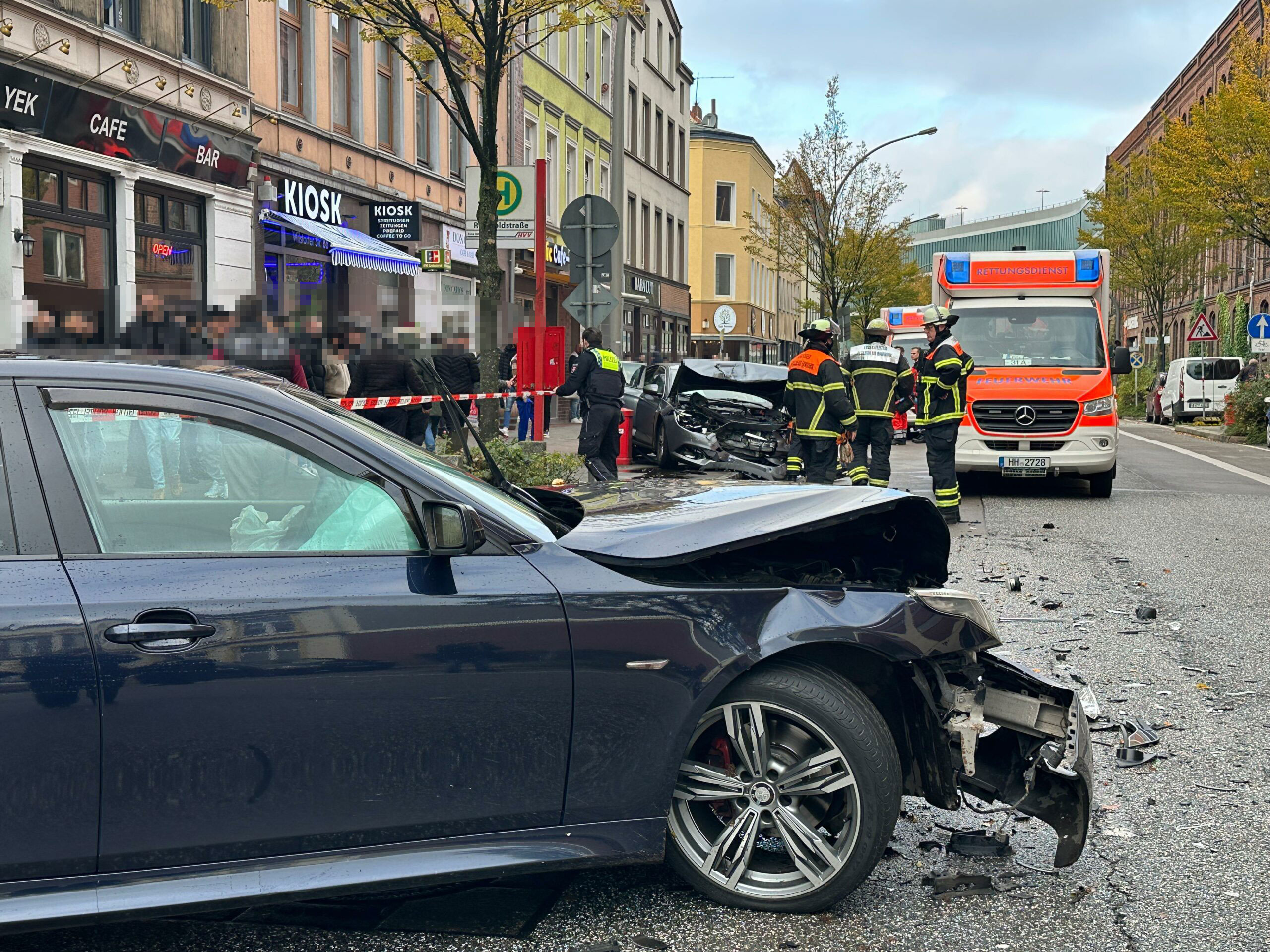 Illegales Autorennen Hamburg schwerer Unfall
