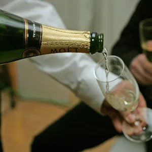 Moet