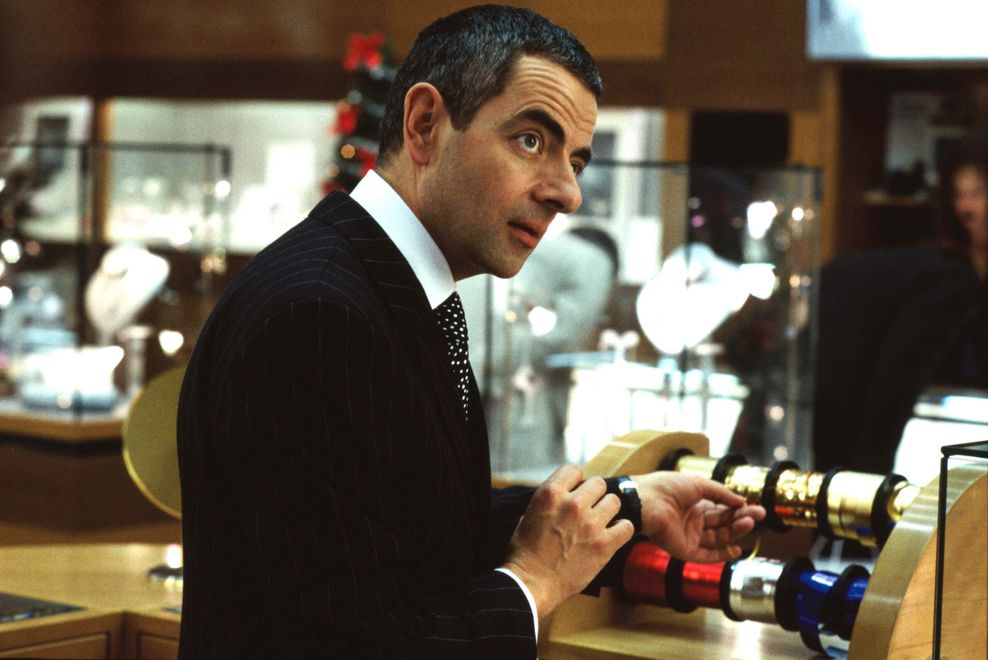 Rowan Atkinson („Mr. Bean“) als Schmuckverkäufer in einer Szene aus „Tatsächlich... Liebe“. (Archivbild)