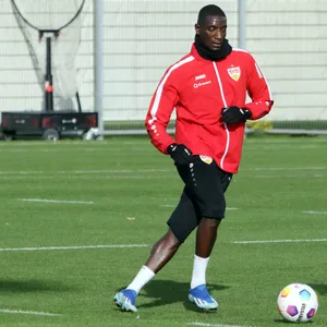 Serhou Guirassy beim Training des VfB Stuttgart
