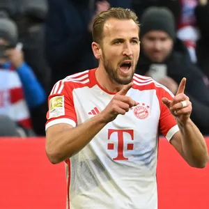 Harry Kane jubelt über ein Bayern-Tor.