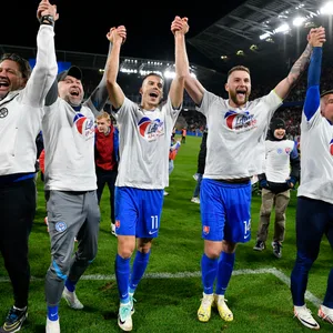 László Bénes bejubelt mit der slowakischen Nationalmannschaft die Qualifikation für die EM 2024