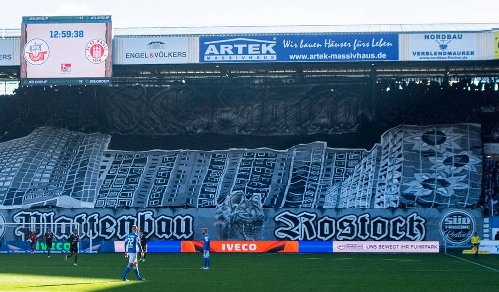 Rostock-Choreo sorgt für Entsetzen – Verein verteidigt Hansa-Fans