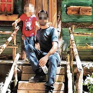 Salman E. mit seiner Tochter. Der 35-Jährige hatte das Kind am Wochenende entführt und erst nach 18 Stunden freigelassen.